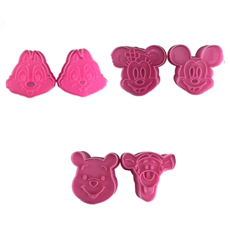 Junk Food Snacks - Disney Mickey Mouse แม่พิมพ์หมีพูห์การ์ตูนน่ารัก DIY เบเกอรี่เครื่องมือขนมครัวตัดบิสกิตเค้กช็อกโกแลตกดแม่พิมพ์เครื่องมือ
